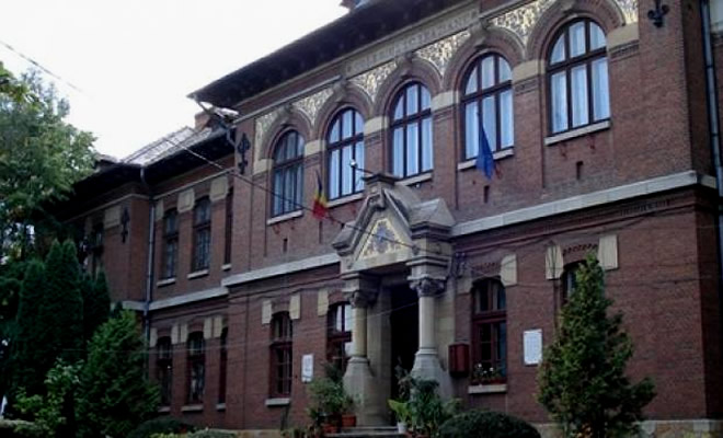 De vorbă cu cel care a obţinut aurul la olimpiada de limba latină