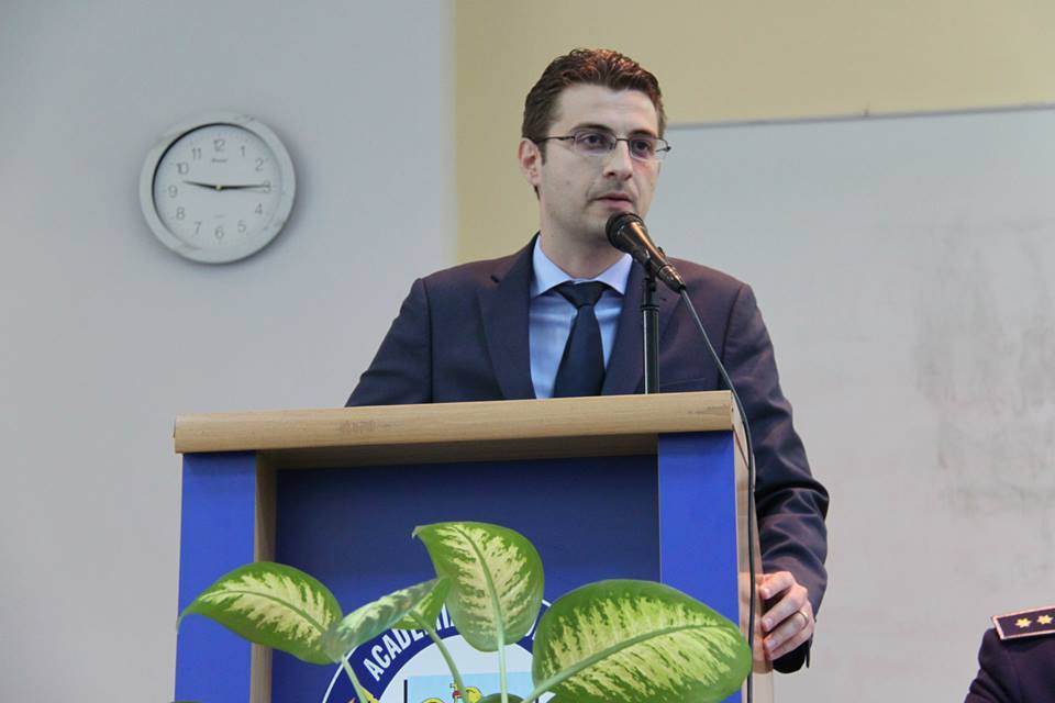 De vorbă cu domnul profesor Ovidiu Ioan Dumitru- despre carieră şi educaţie