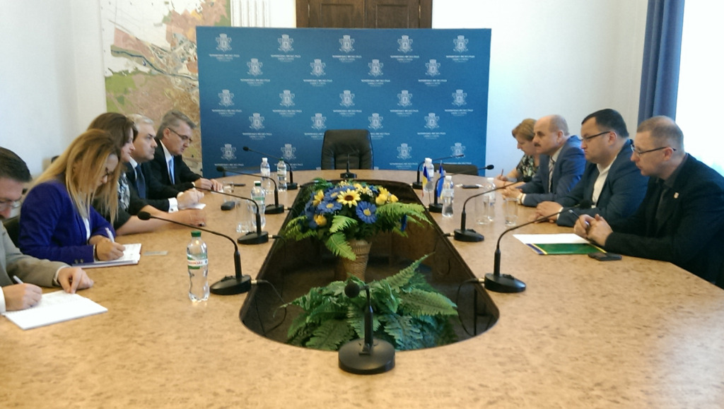 Inagurarea Centrului Cultural Român „Eudoxiu Hurmuzachi”