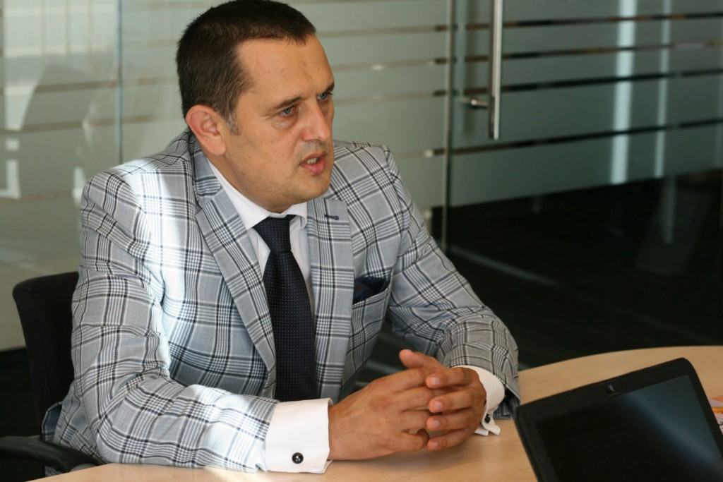 Gheorghe Piperea: In marketing se fac bani multi mizand pe cartea flatarii consumatorului