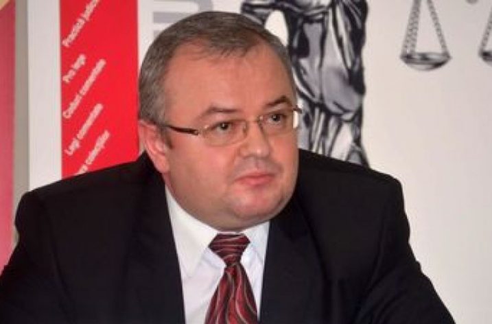 Consideratii privind discretia si indiscretia – Mihai Hotca