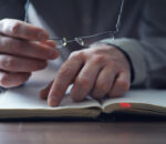 Despre contestația împotriva măsurilor preventive. Neconstituționalitatea art. 204 alin. 4-5 și art. 208 alin. 1 Cod procedură penală